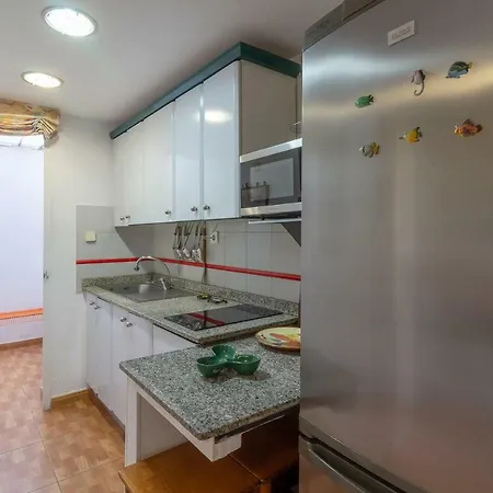 Martina Bungalow With Garden, Bbq, And Pools
