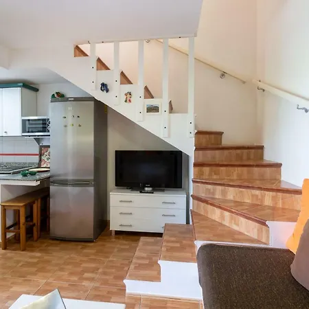 Martina Bungalow With Garden, Bbq, And Pools *
